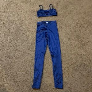 Double platinum crop top and matching leggings Sz XS navy